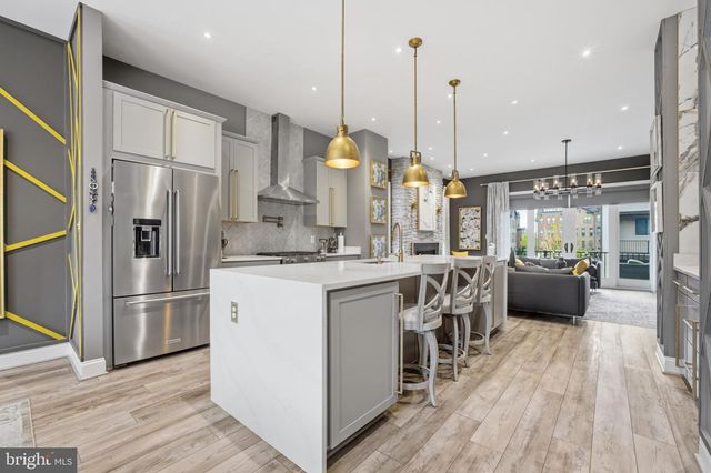 12285 SESSILE CMNS, Fairfax, VA 22030