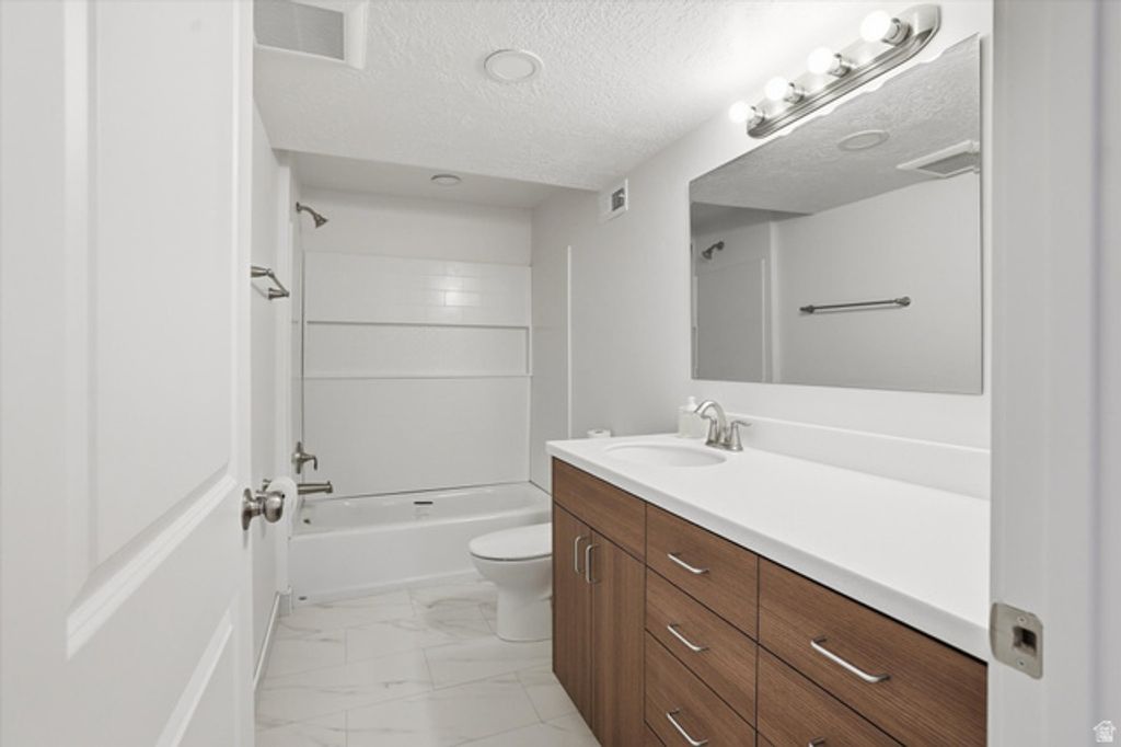 Image 32 of property listing at 131 W 400 N, Malad City, ID 83252