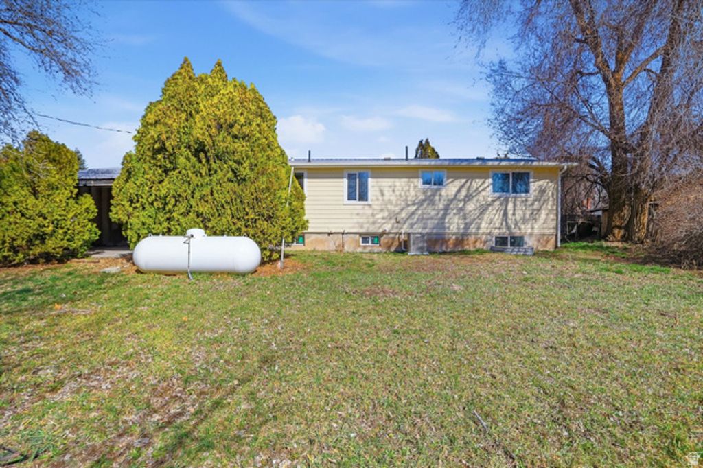 Image 37 of property listing at 131 W 400 N, Malad City, ID 83252