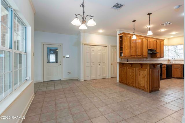 212 Aberdeen Drive, Lafayette, LA 70508