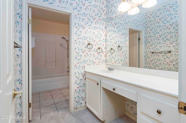 212 Aberdeen Drive, Lafayette, LA 70508