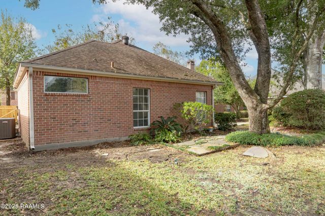 212 Aberdeen Drive, Lafayette, LA 70508