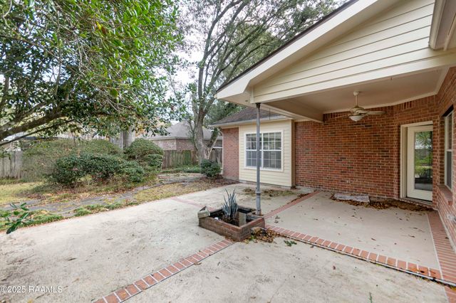 212 Aberdeen Drive, Lafayette, LA 70508