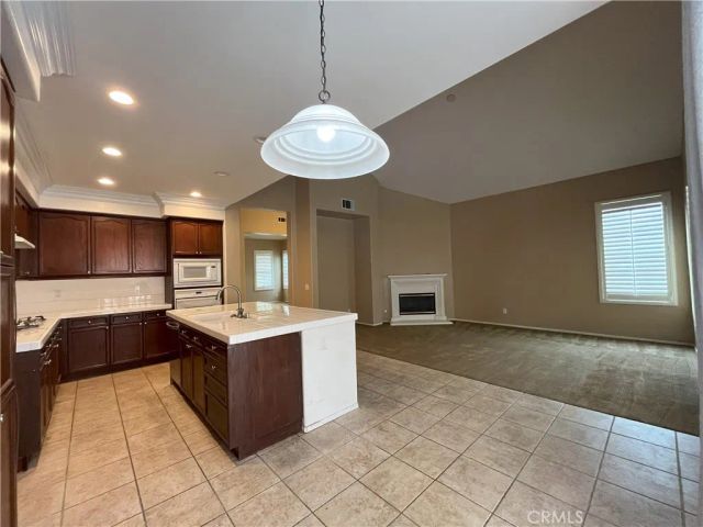 12758 Royal Palm Lane, Riverside, CA 92503