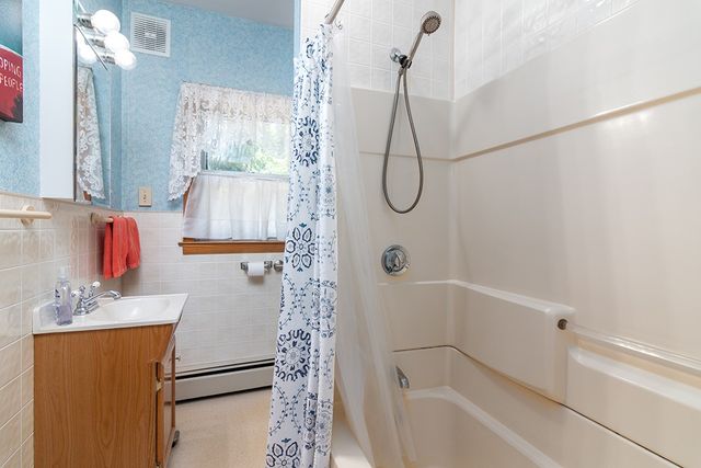 78 Darlingdale Avenue, Pawtucket, RI 02861