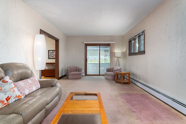 78 Darlingdale Avenue, Pawtucket, RI 02861