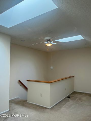 28 Madison Court, Tinton Falls, NJ 07712
