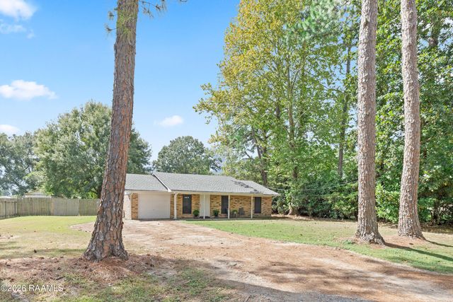 215 Stanley Road, Carencro, LA 70520