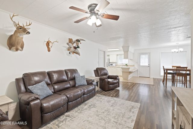 215 Stanley Road, Carencro, LA 70520