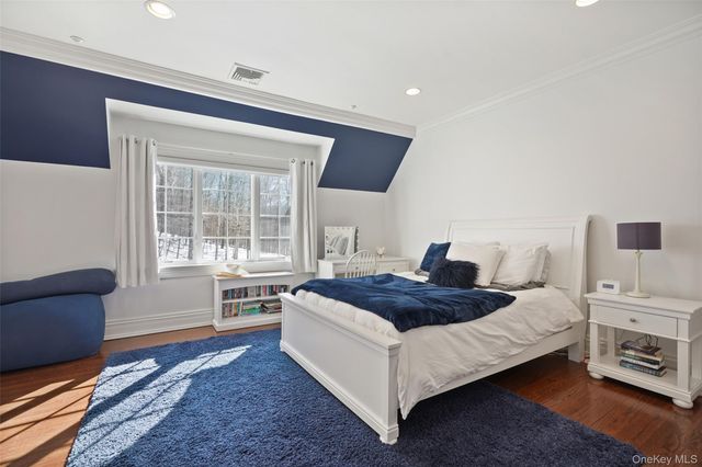 26 Hollow Ridge Road, Bedford Corners, NY 10549