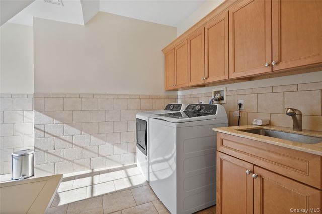 26 Hollow Ridge Road, Bedford Corners, NY 10549