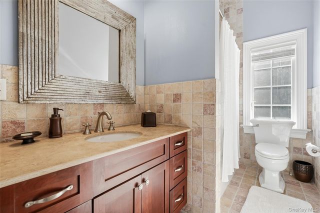 26 Hollow Ridge Road, Bedford Corners, NY 10549