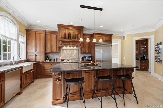 26 Hollow Ridge Road, Bedford Corners, NY 10549