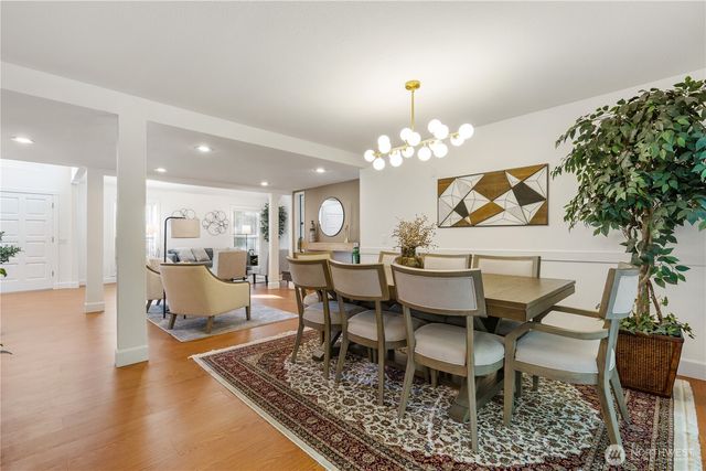 21842 NE 30th Place, Sammamish, WA 98074