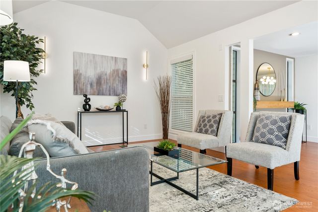 21842 NE 30th Place, Sammamish, WA 98074