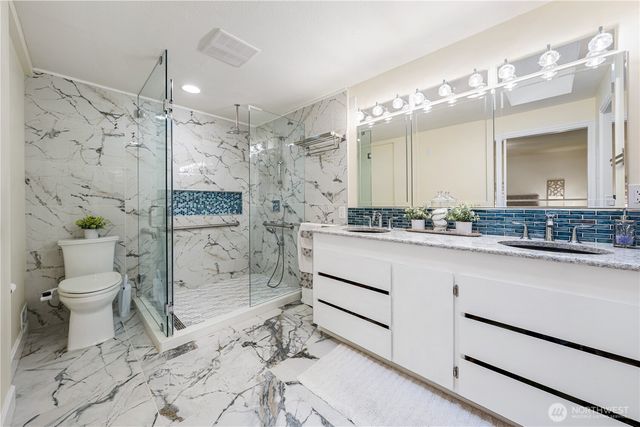 21842 NE 30th Place, Sammamish, WA 98074