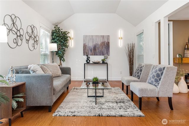 21842 NE 30th Place, Sammamish, WA 98074