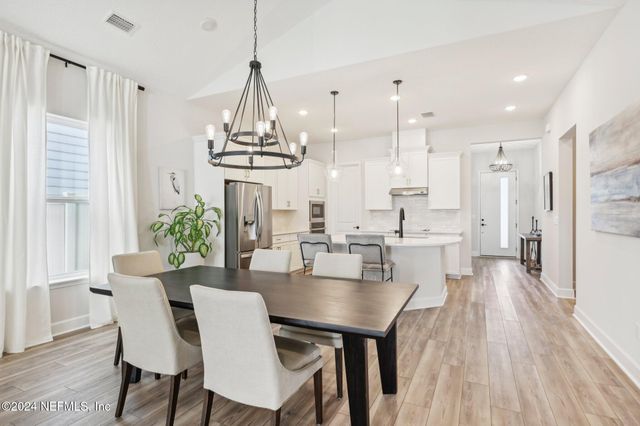 9815 INVENTION Lane, Jacksonville, FL 32256