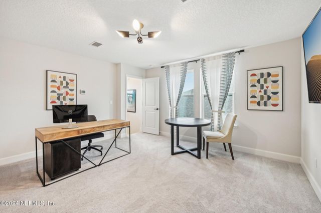 9815 INVENTION Lane, Jacksonville, FL 32256