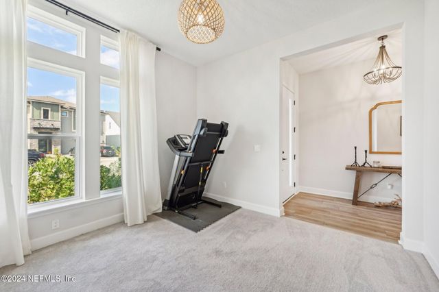 9815 INVENTION Lane, Jacksonville, FL 32256