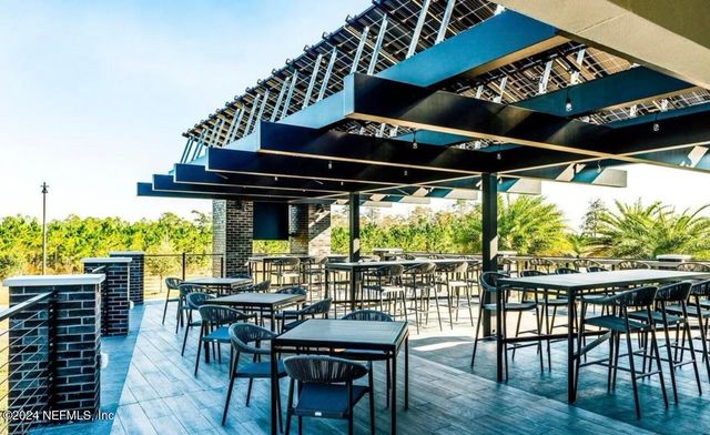 9815 INVENTION Lane, Jacksonville, FL 32256