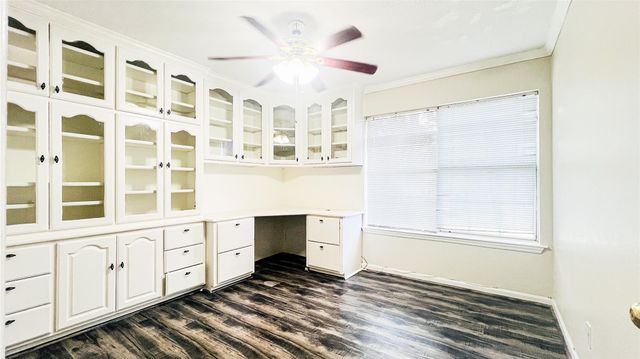 1114 Knoll Crest Court, Sugar Land, TX 77479