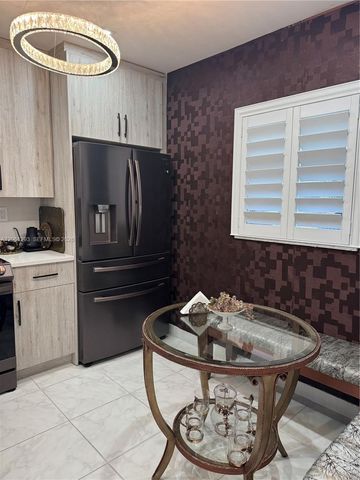 250 NE 20th St 2110, Boca Raton, FL 33431