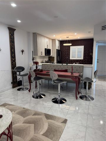 250 NE 20th St 2110, Boca Raton, FL 33431