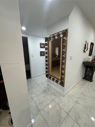 250 NE 20th St 2110, Boca Raton, FL 33431