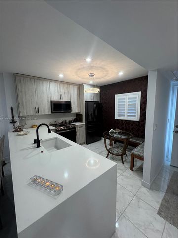 250 NE 20th St 2110, Boca Raton, FL 33431