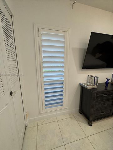 250 NE 20th St 2110, Boca Raton, FL 33431