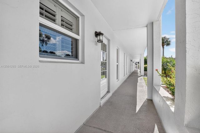 250 NE 20th St 2110, Boca Raton, FL 33431