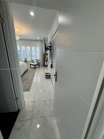250 NE 20th St 2110, Boca Raton, FL 33431