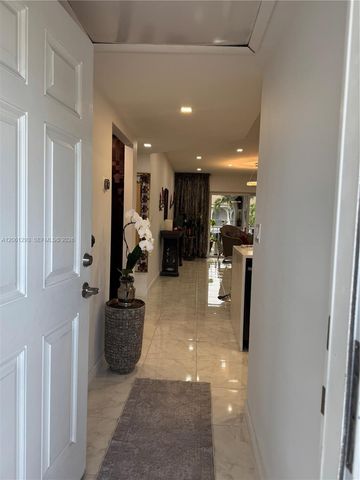 250 NE 20th St 2110, Boca Raton, FL 33431