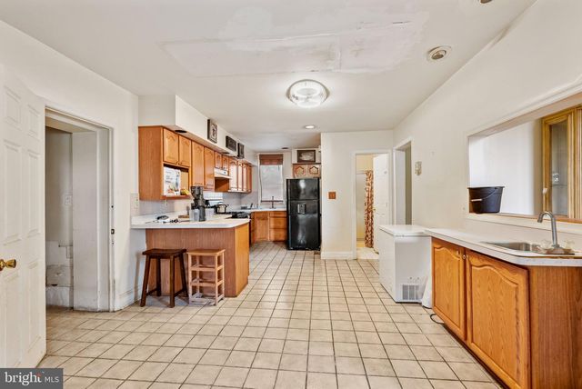 4813 W FOREST PARK, Baltimore, MD 21207