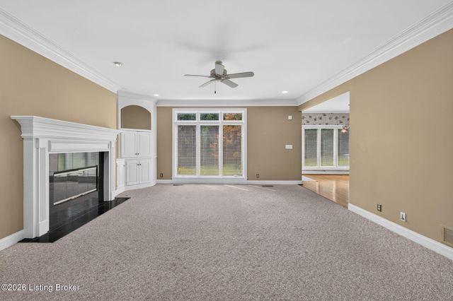 3002 Albrecht Dr, Prospect, KY 40059