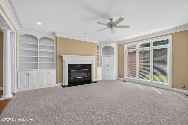 3002 Albrecht Dr, Prospect, KY 40059