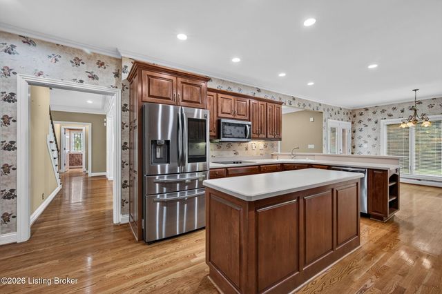 3002 Albrecht Dr, Prospect, KY 40059