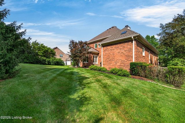 3002 Albrecht Dr, Prospect, KY 40059