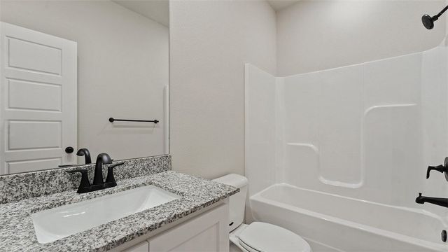 1020 Pebble Pass, Centerton, AR 72719