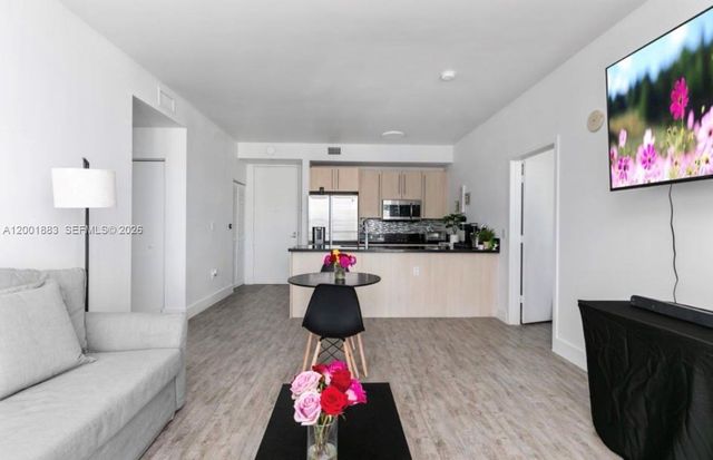 1111 SW 1st Ave 3222-N, Miami, FL 33130