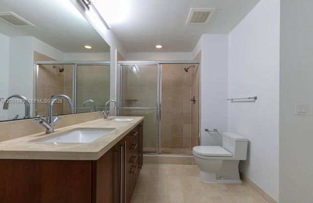 1111 SW 1st Ave 3222-N, Miami, FL 33130