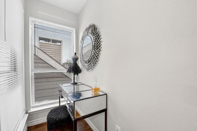 9829 Walnut Street 308, Dallas, TX 75243