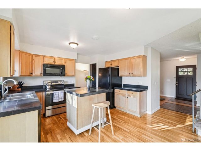 231 Hoover Ave, Louisville, CO 80027