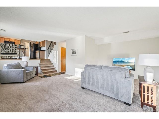 231 Hoover Ave, Louisville, CO 80027