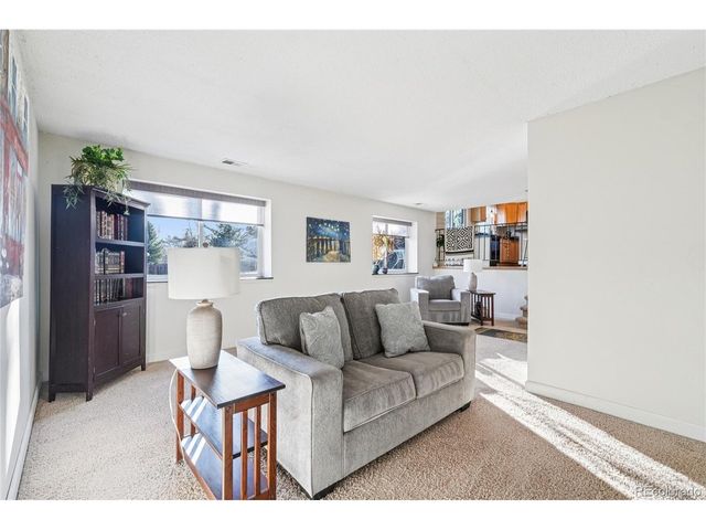 231 Hoover Ave, Louisville, CO 80027