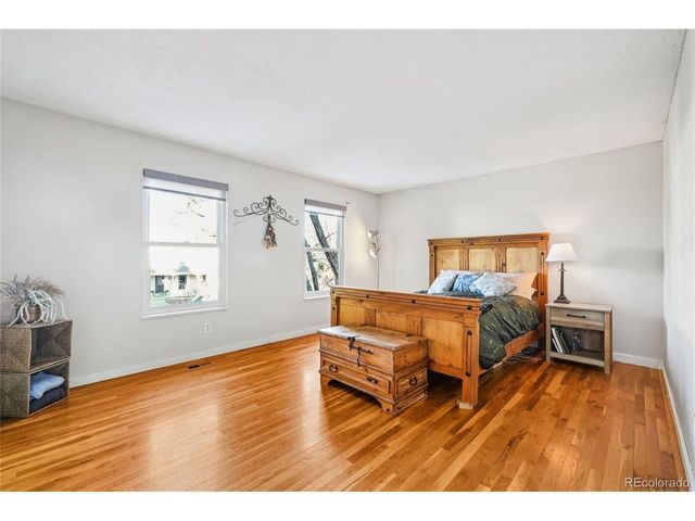 231 Hoover Ave, Louisville, CO 80027