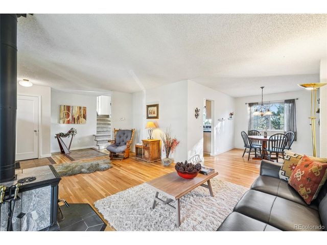 231 Hoover Ave, Louisville, CO 80027