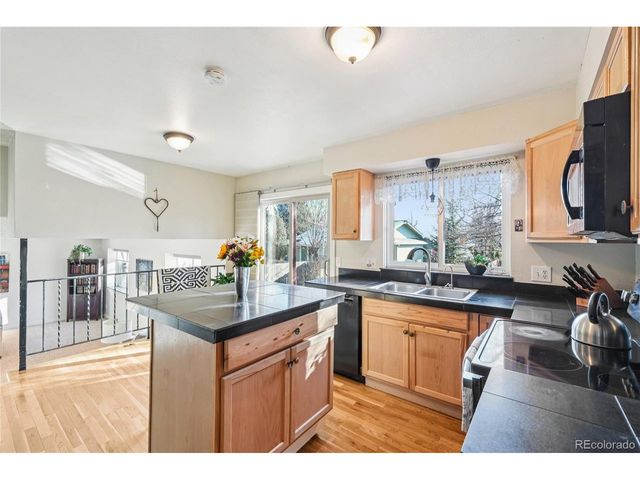 231 Hoover Ave, Louisville, CO 80027