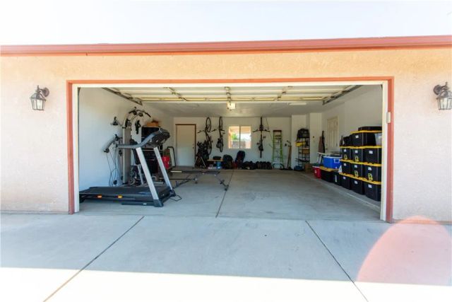 14304 Huntington, Madera, CA 93636